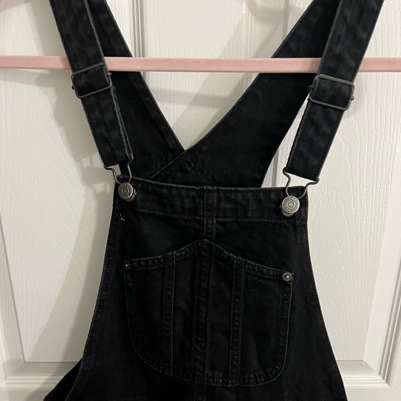Short overalls black denim NEW WITH TAGS - Picture 4 of 6